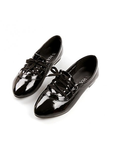 Women's / Girl's Spring / Summer / Fall / Winter Pointed Toe Patent Leather Outdoor / Dress / Casual Flat Heel Lace-upBlack / Pink /